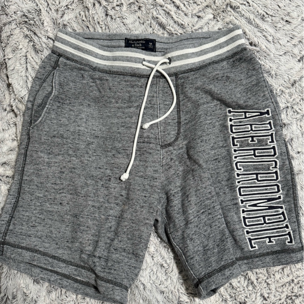 Abercrombie & Fitch Heather Gray Drawstring Knit Shorts with Striped Waistband